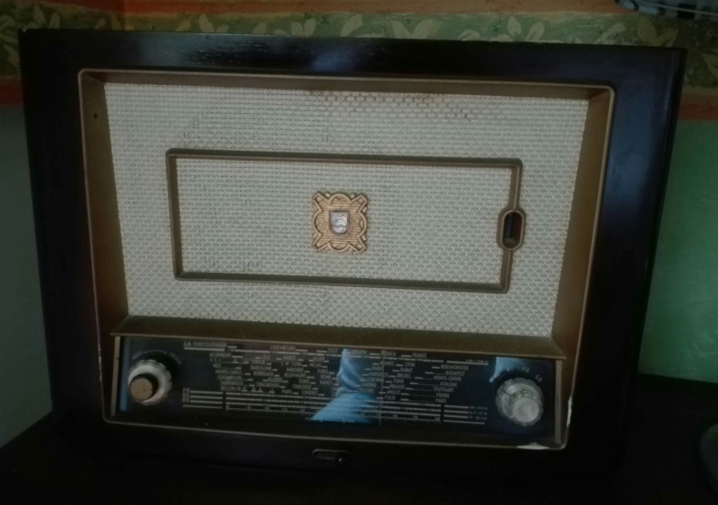 Radio avant.jpg