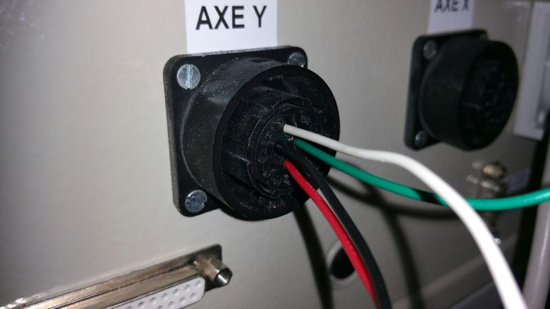 Fichier:CharlyAlimCNC connect ext.jpeg