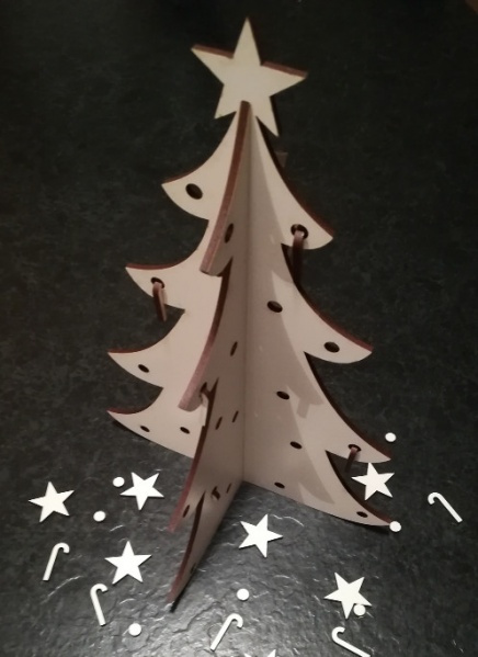 Fichier:Sapin noel et deco.jpg