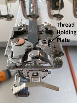 Vue-de-la-piece-thread-holding-plate-2.jpg