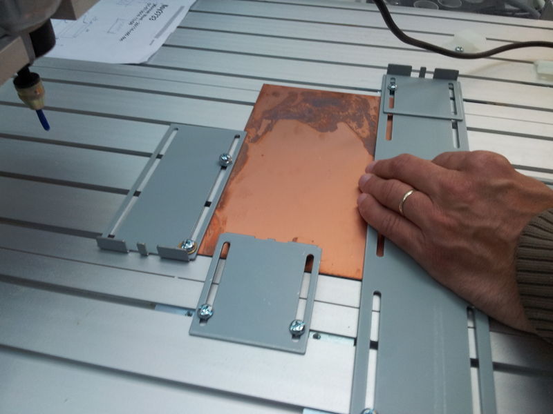 Fichier:Kicadcnc fixation.jpg
